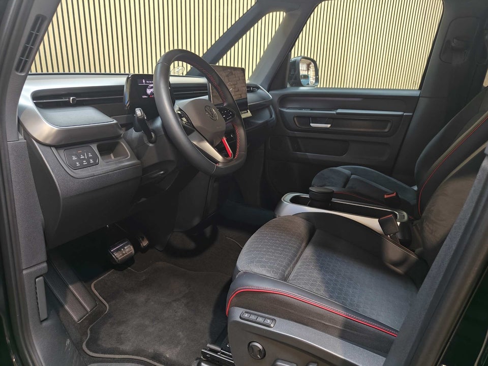VW ID. Buzz 86 GTX 4Motion LWB Van 5d