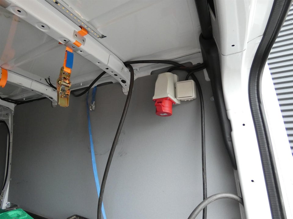 Mercedes Sprinter 315 2,0 CDi A2 Kassevogn SELECT aut. RWD