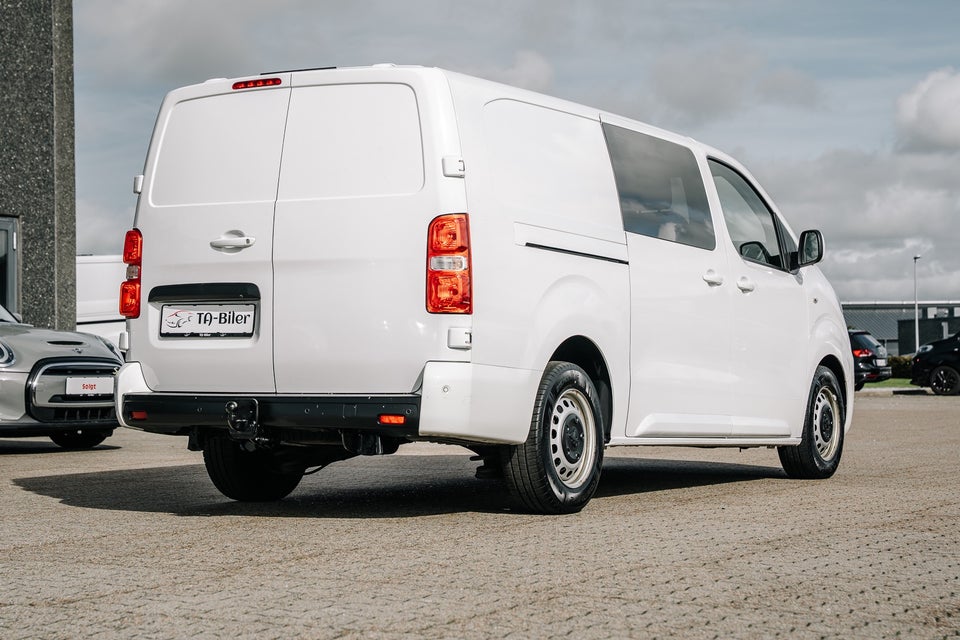 Peugeot Expert 2,0 BlueHDi 122 L3 Plus EAT8 Van