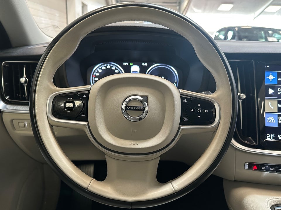 Volvo V60 2,0 T6 ReCharge Inscription aut. AWD 5d