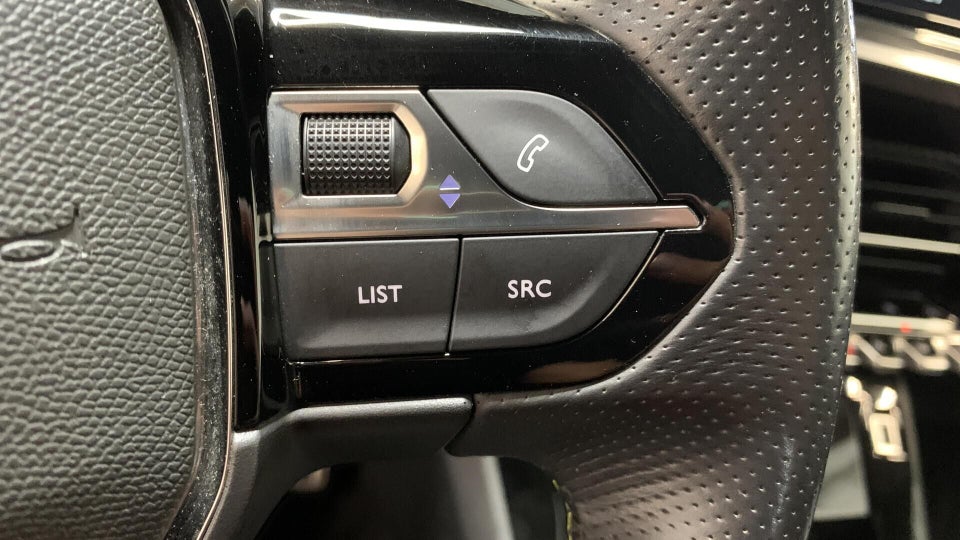 Peugeot e-2008 50 GT 5d