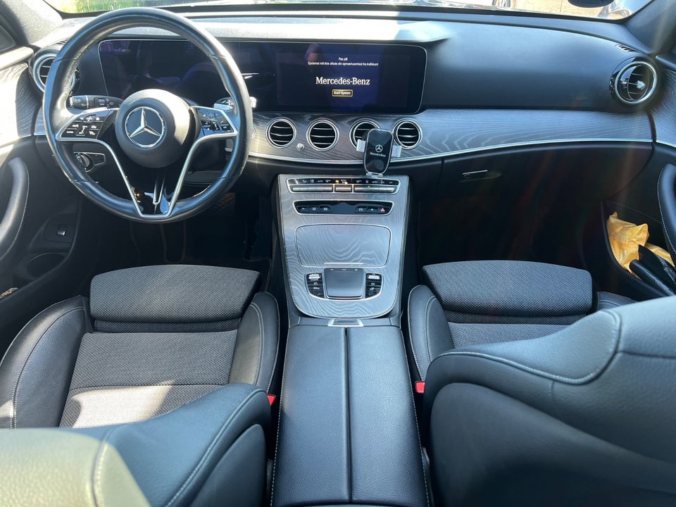 Mercedes E300 de 2,0 AMG Line Night Edition stc. aut. 5d