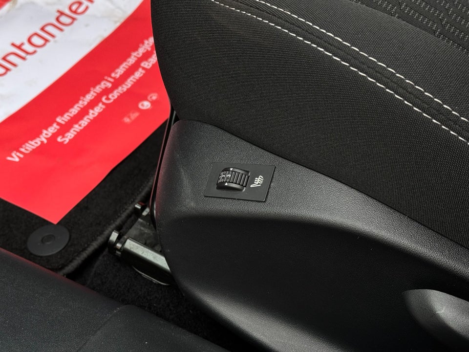 Peugeot 208 1,6 BlueHDi 100 Active 5d