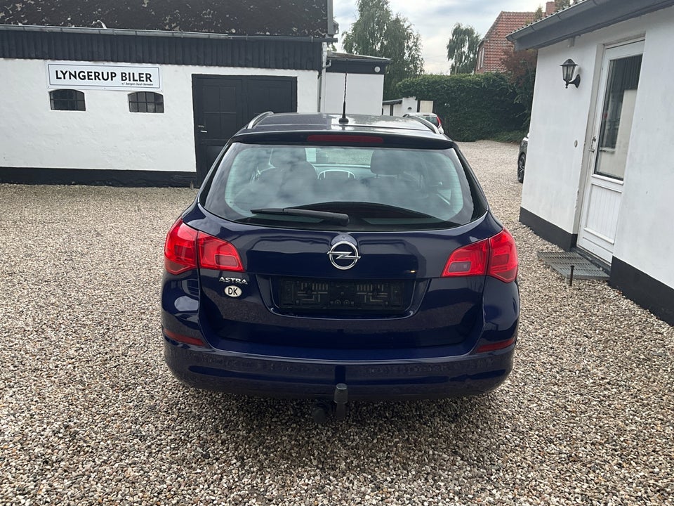 Opel Astra 1,4 100 Essentia Sports Tourer 5d