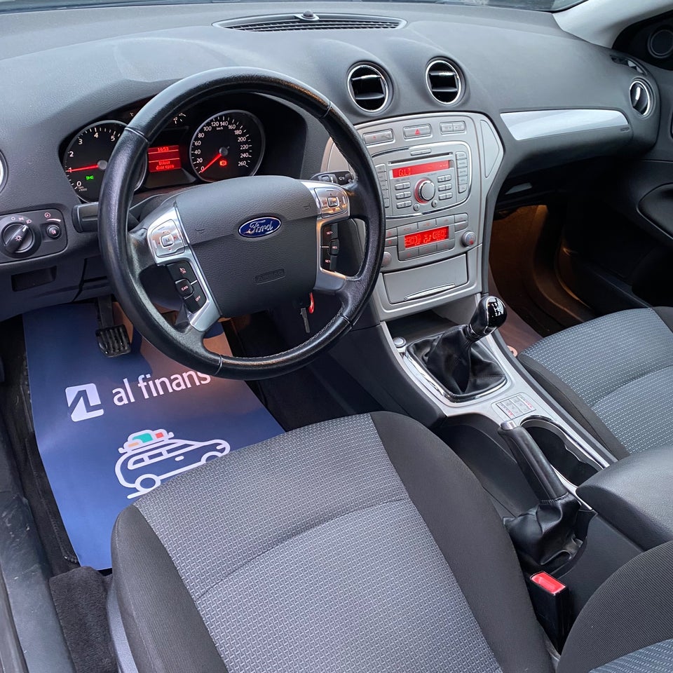 Ford Mondeo 2,0 Titanium stc. 5d