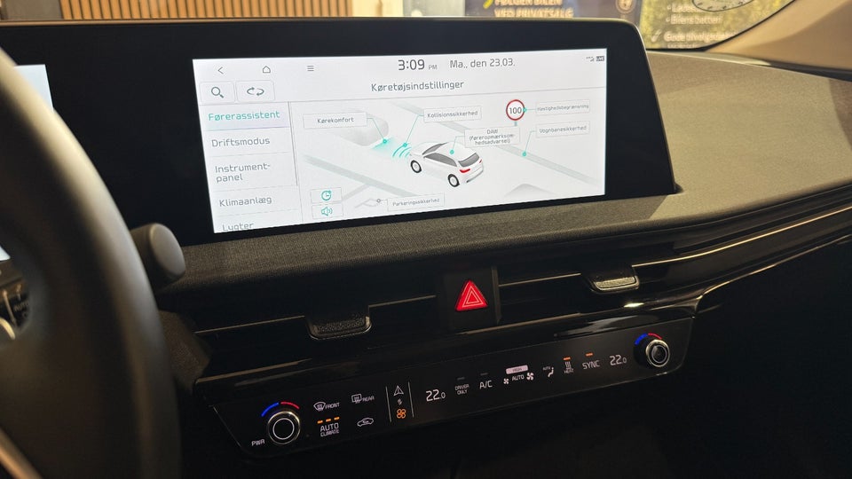 Kia EV6 77 Long Range Access 5d