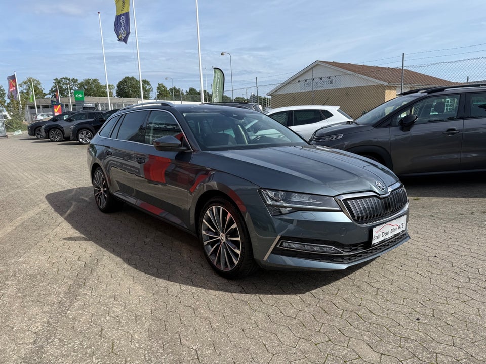 Skoda Superb 1,4 TSi iV Style Combi DSG 5d