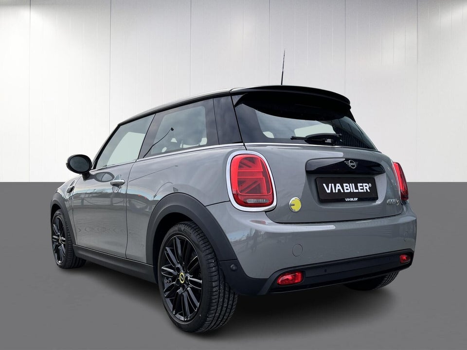 MINI Cooper SE Classic Trim 3d