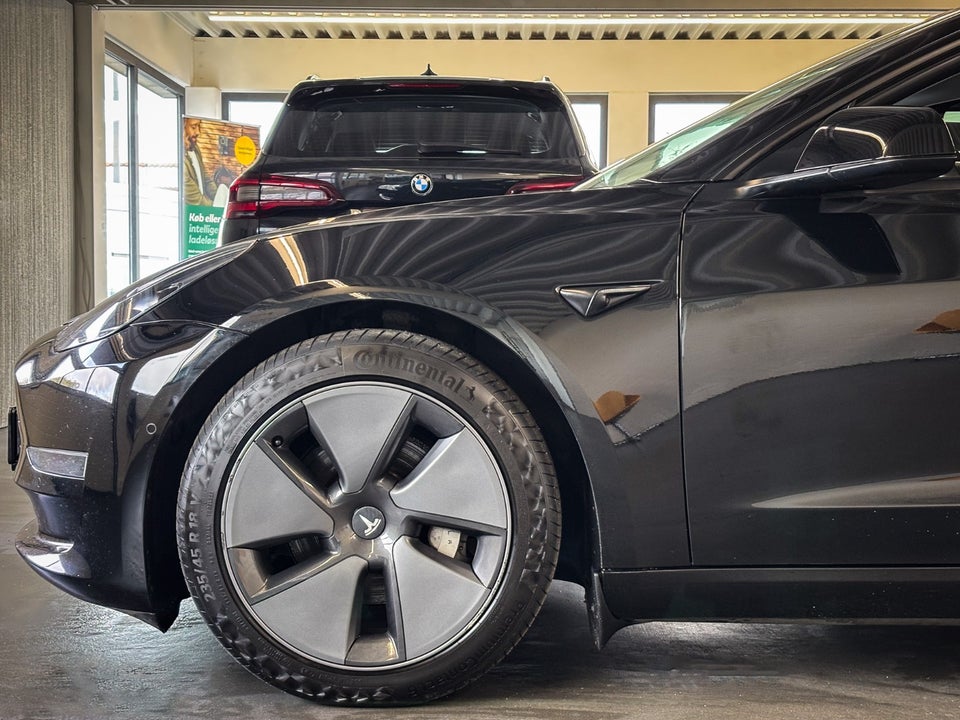 Tesla Model 3 Long Range AWD 4d