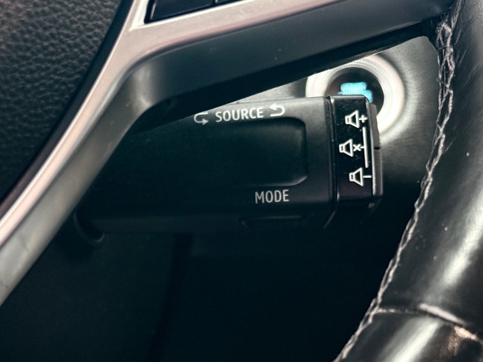 Renault Captur 1,6 E-Tech Intens 5d