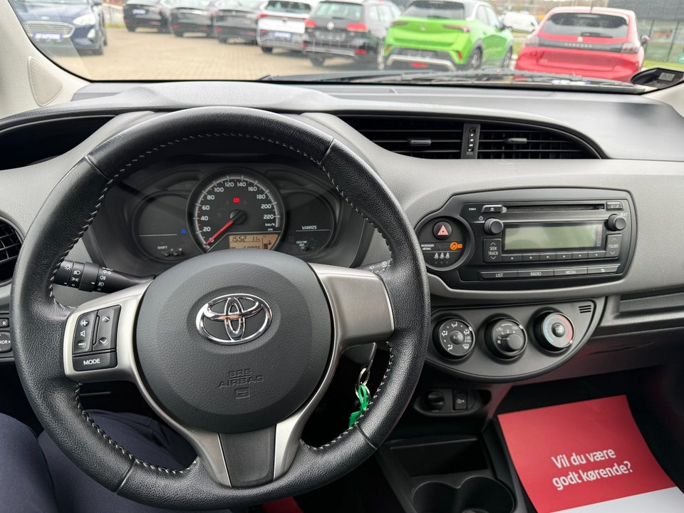 Toyota Yaris 1,0 VVT-i T2 5d