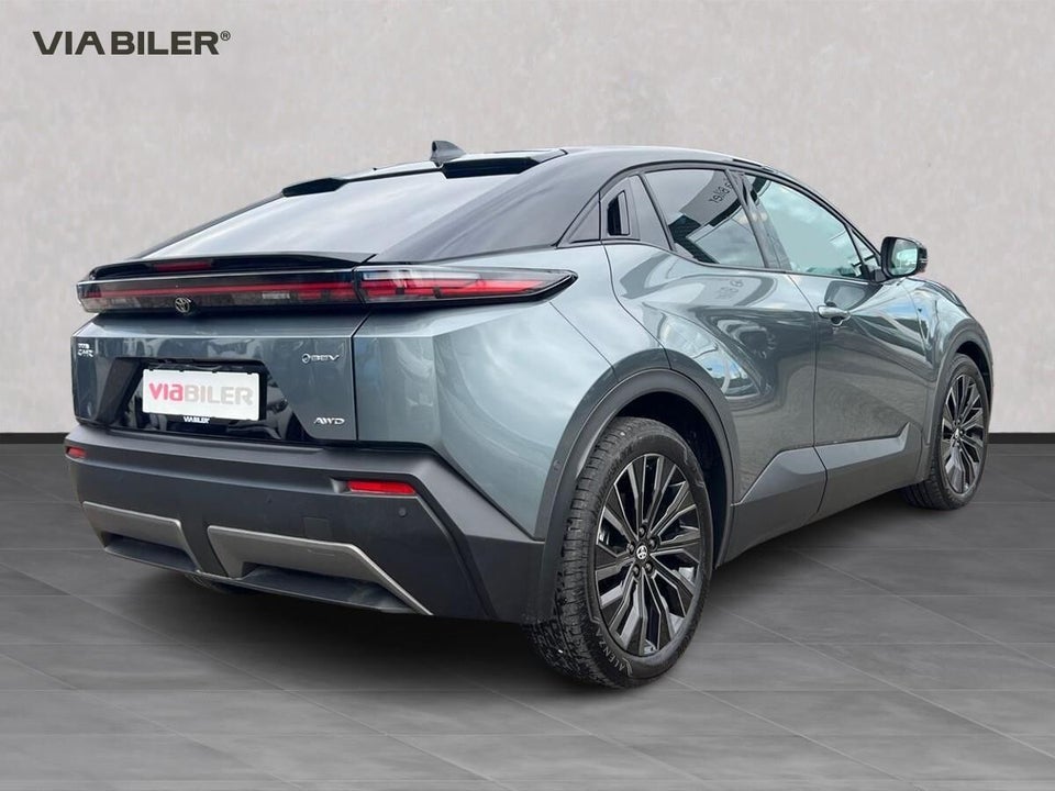 Toyota C-HR+ 77 Executive AWD 5d
