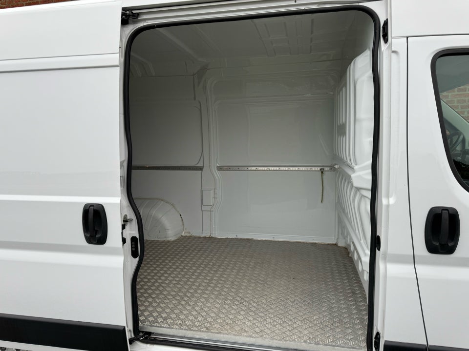 Fiat Ducato 30 2,3 MJT 140 Kassevogn L2H2 Pro