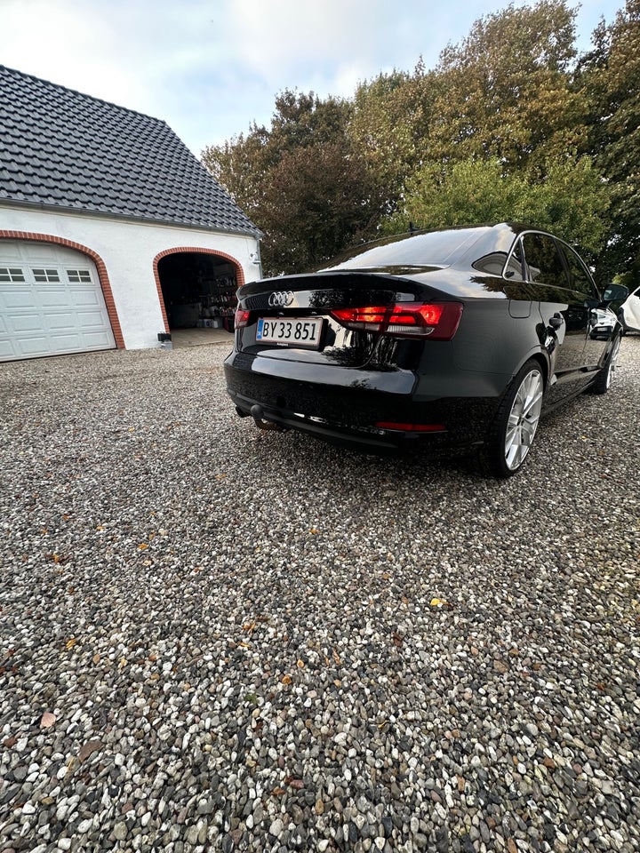 Audi A3 1,6 TDi 110 Ambition 4d