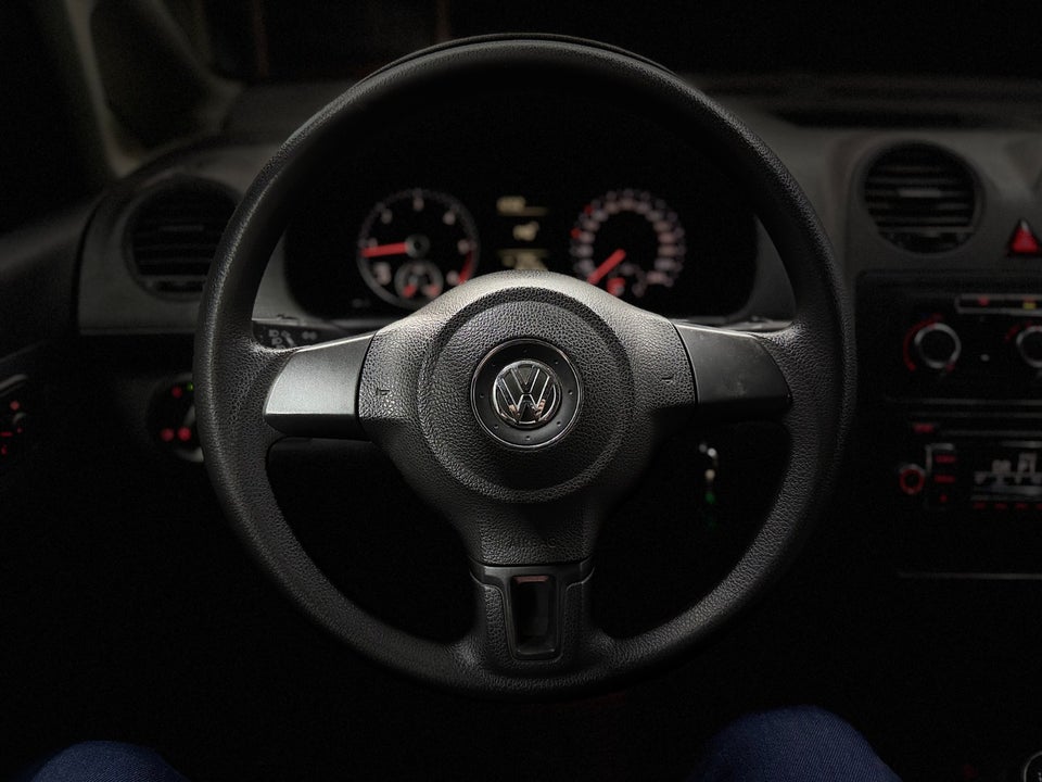 VW Caddy 1,6 TDi 102 BMT Van 4d