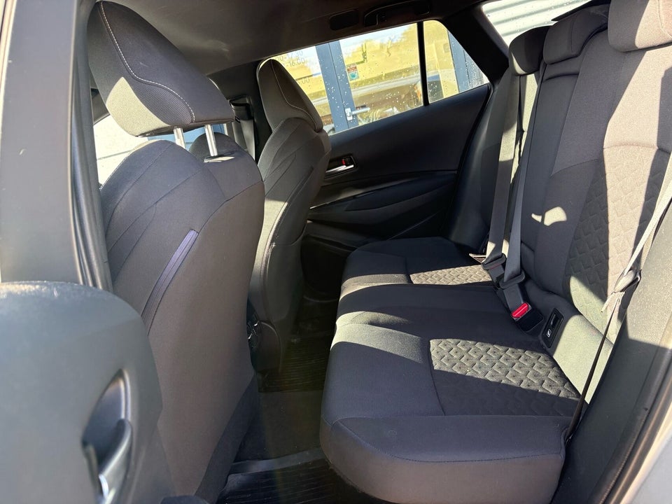 Toyota Corolla 2,0 Hybrid H3 Smart Touring Sports MDS 5d
