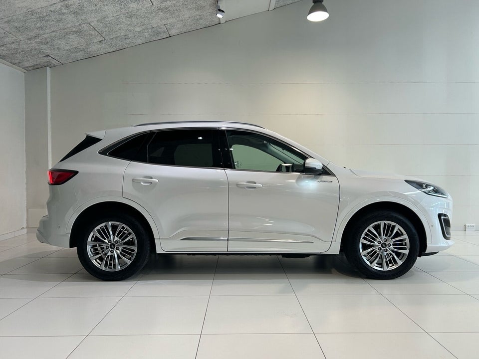 Ford Kuga 2,5 PHEV Vignale CVT 5d