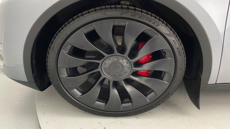 Tesla Model Y Performance AWD 5d