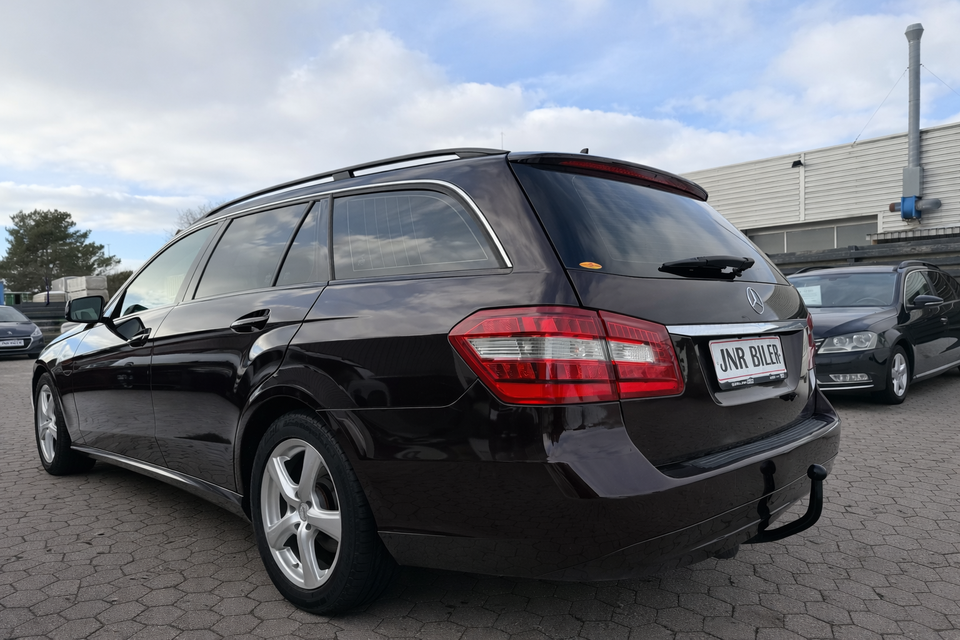 Mercedes E200 2,2 CDi stc. aut. BE 5d