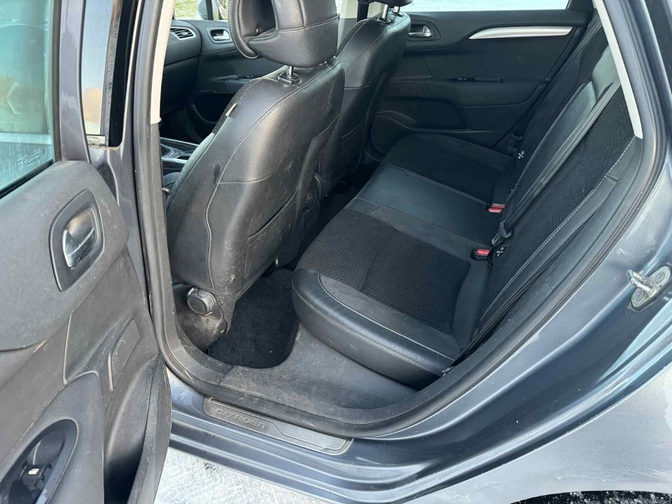 Citroën C4 2,0 HDi 150 Exclusive 5d