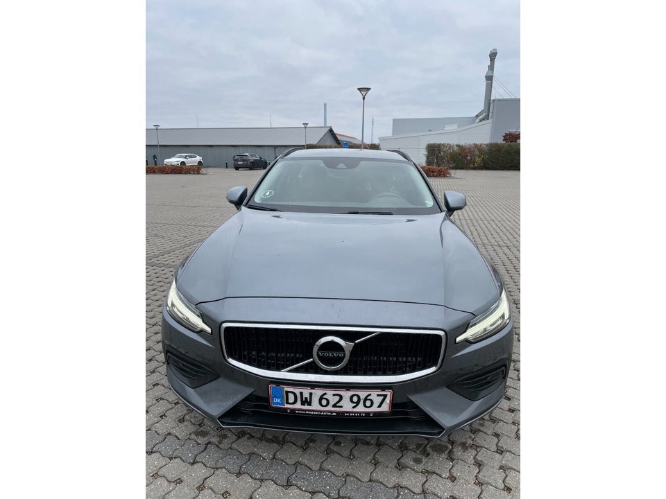 Volvo V60 2,0 D4 190 Momentum aut. 5d