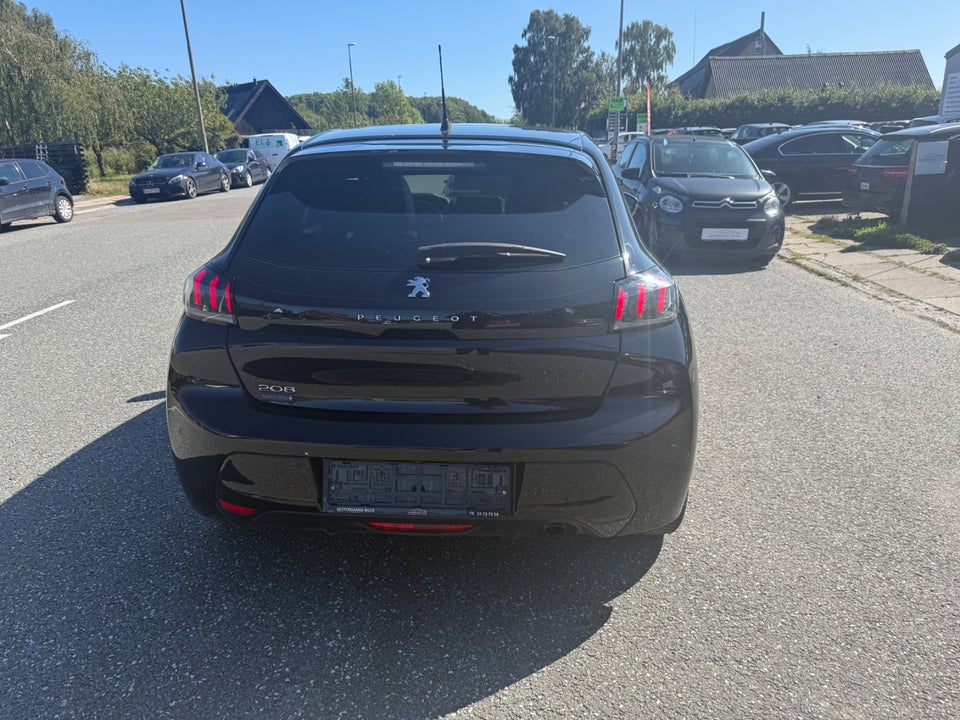Peugeot 208 1,5 BlueHDi 100 Allure Sky 5d