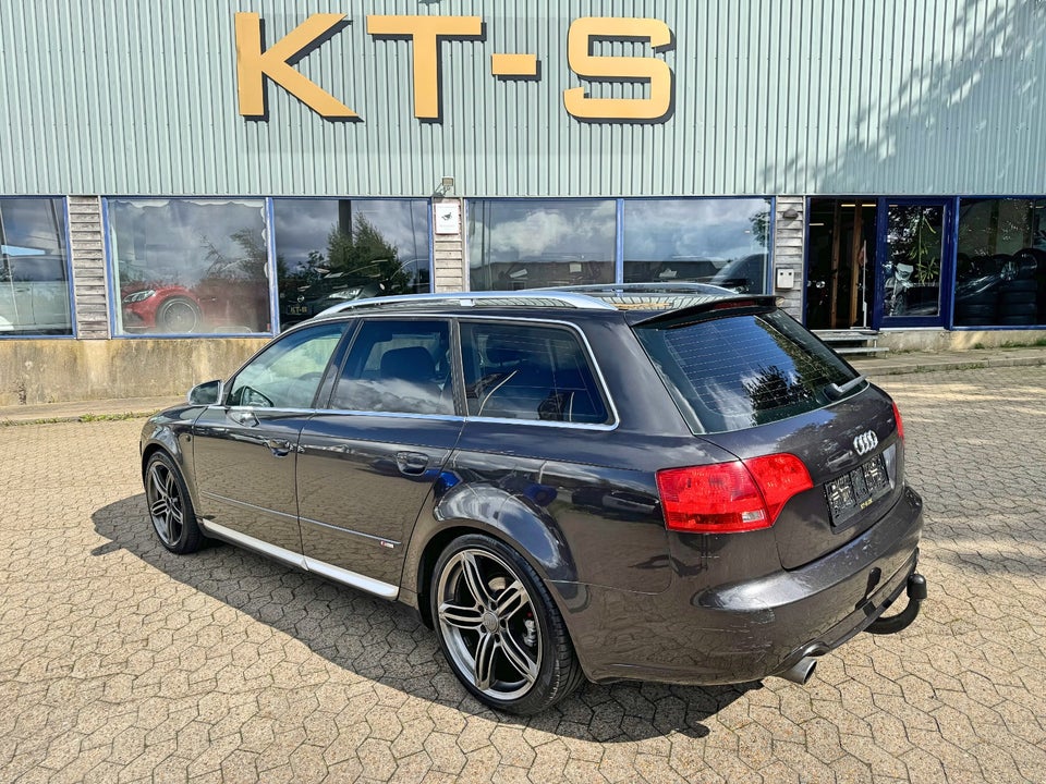 Audi A4 1,8 T 163 S-line Avant 5d