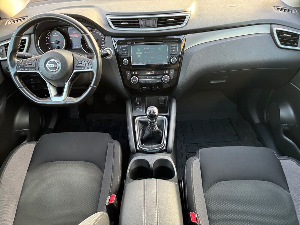 Nissan Qashqai 1,3 Dig-T 140 N-Connecta 5d