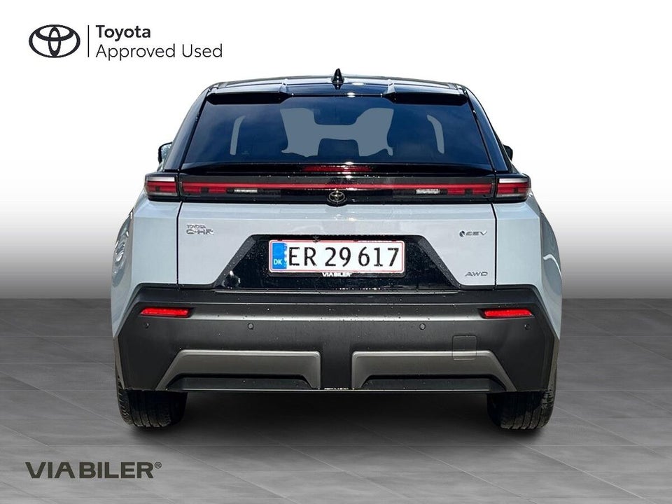 Toyota C-HR+ 77 Executive AWD 5d