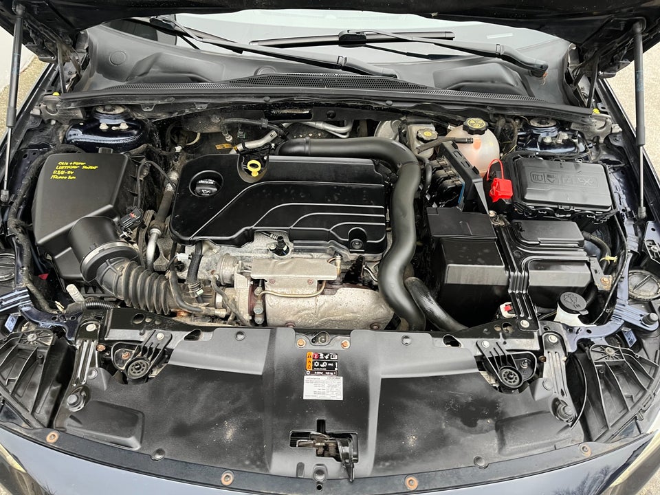 Opel Insignia 1,5 T 140 Enjoy Sports Tourer 5d