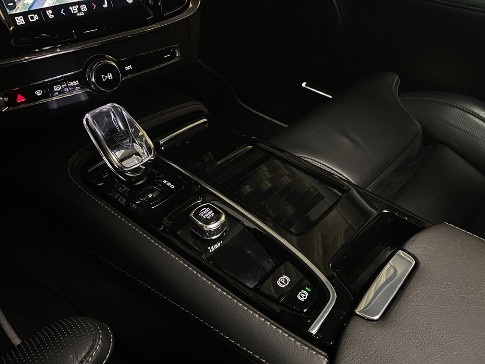 Volvo V90 2,0 T8 ReCharge Ultimate Bright aut. AWD 5d