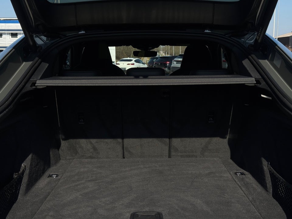 Audi Q8 e-tron 55 S-line Sportback quattro 5d