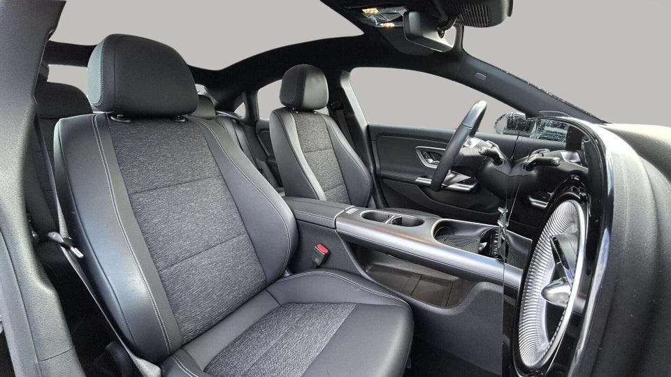 Mercedes CLA250+ electric Progressive Advance Plus 4d