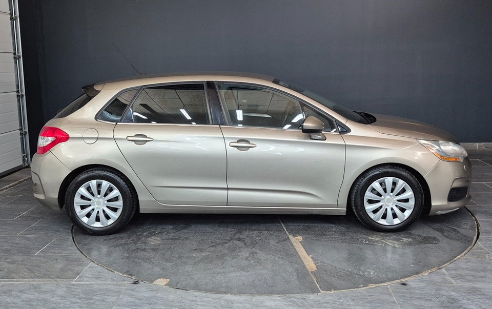 Citroën C4 1,6 e-HDi 112 Seduction E6G 5d