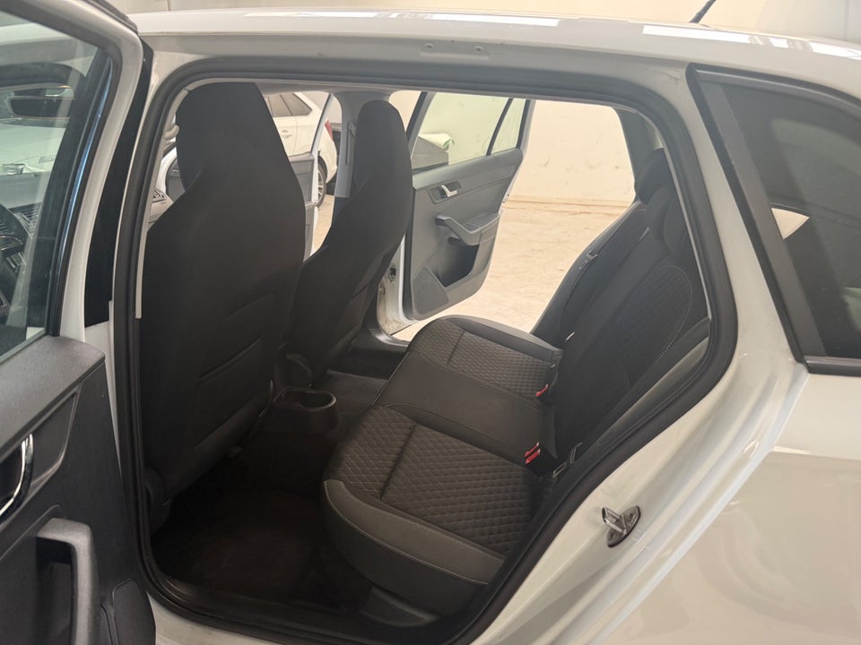 Skoda Rapid 1,2 TSi 110 Ambition Spaceback 5d