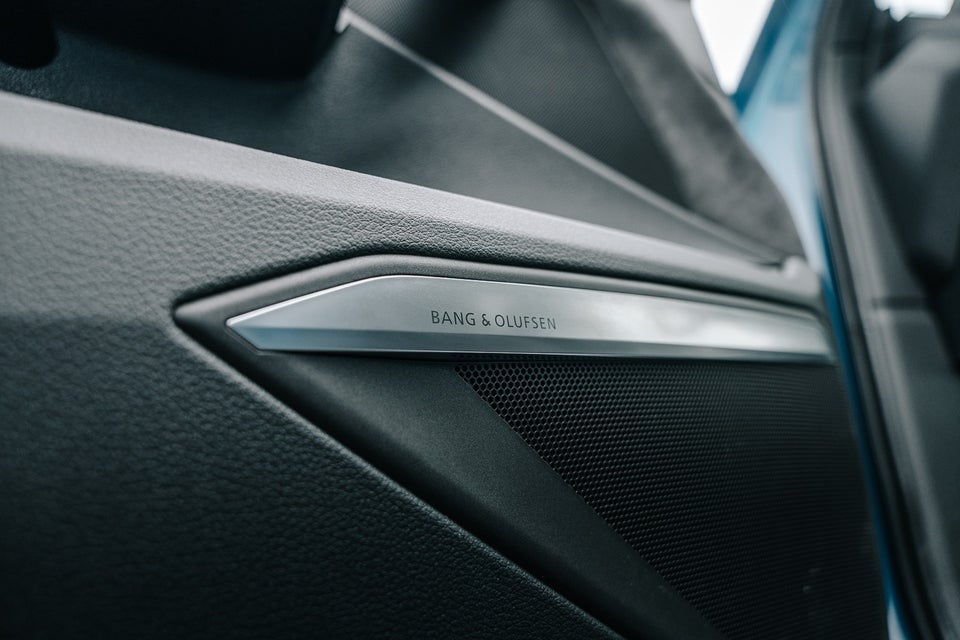 Audi e-tron 55 S-line quattro 5d