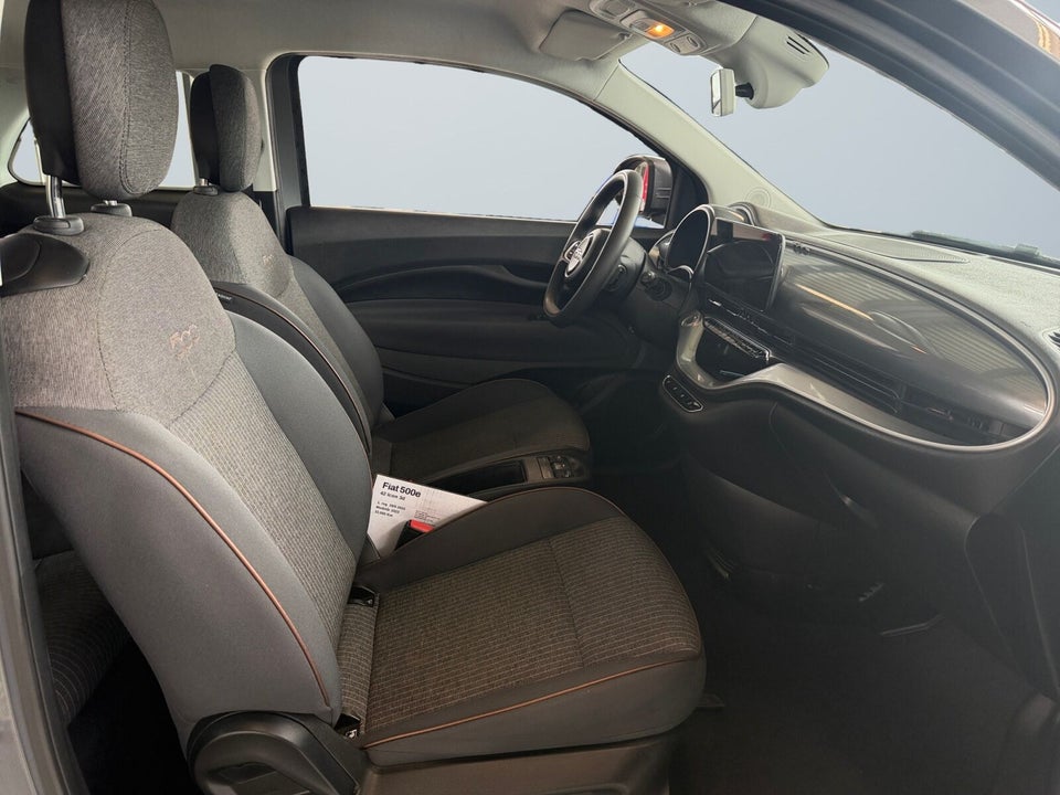 Fiat 500e 42 Icon 3d