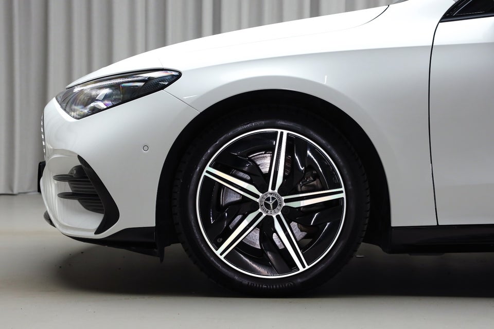 Mercedes CLA350 EQ AMG Premium 4Matic 4d