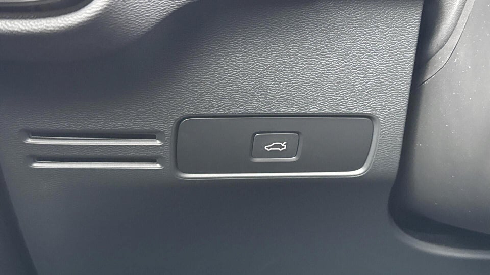 Volvo C40 ReCharge Extended Range Plus 5d