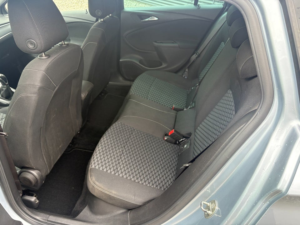 Opel Astra 1,0 T 105 Enjoy Sports Tourer 5d
