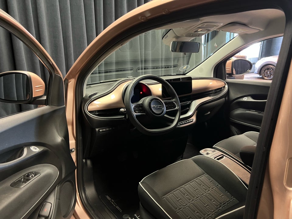 Fiat 500e 42 Icon 3d