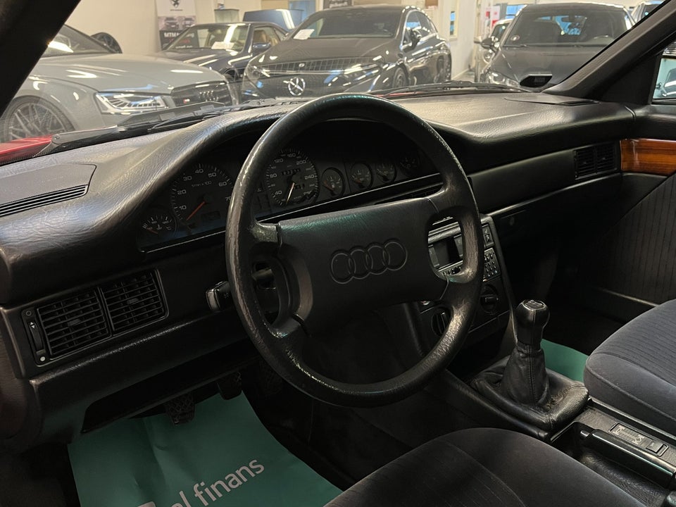 Audi 200 2,2 T 20V Avant quattro 5d