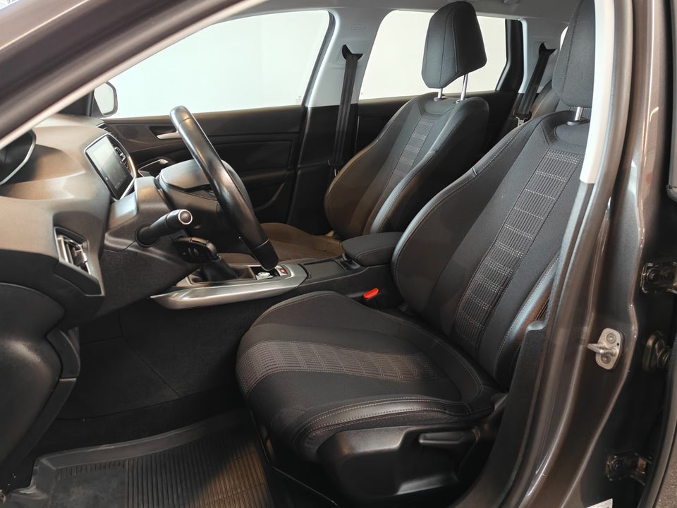 Peugeot 308 1,5 BlueHDi 130 Allure Lux SW 5d