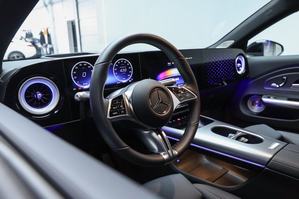 Mercedes CLA250+ EQ Progressive Premium Plus 4d