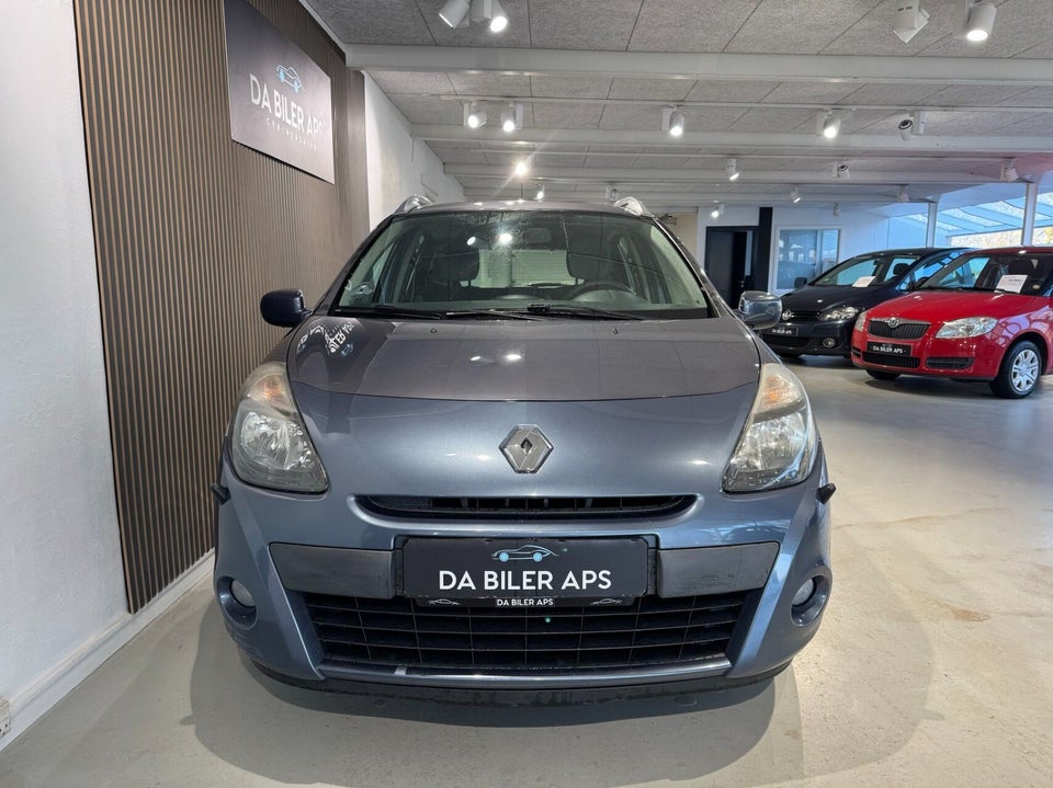 Renault Clio III 1,2 16V Authentique Sport Tourer 5d