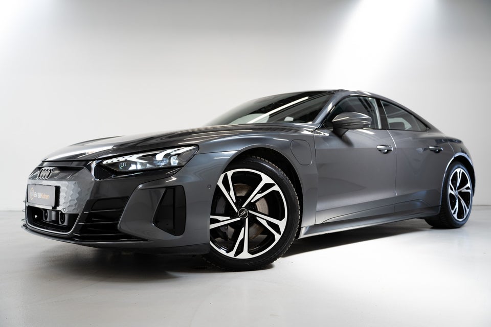 Audi e-tron GT quattro 4d