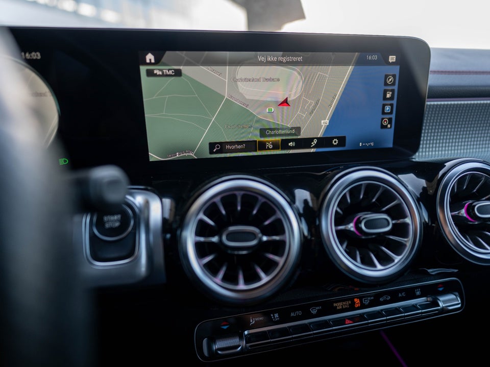 Mercedes EQB300 AMG Line 4Matic 5d