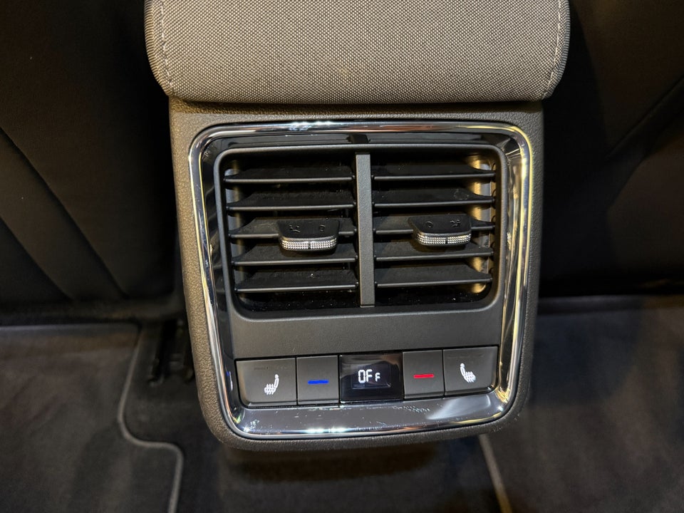 Skoda Enyaq 80 iV ecoSuite 5d