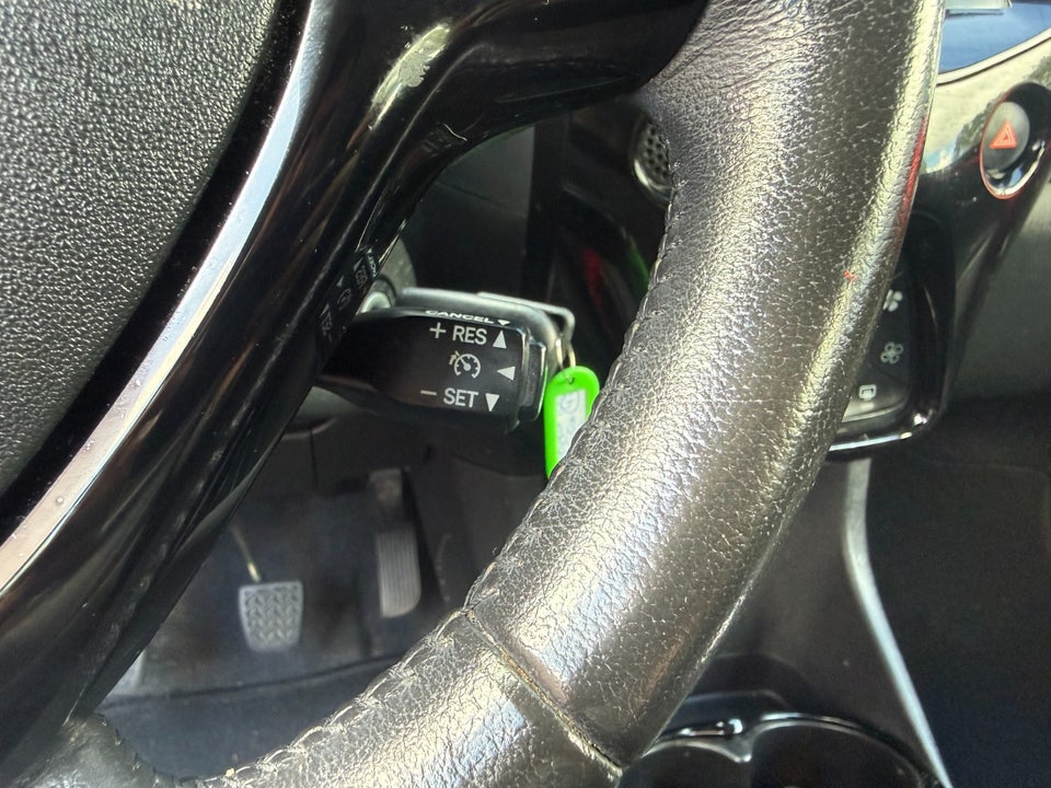 Peugeot 108 1,0 e-VTi 69 Allure+ 5d