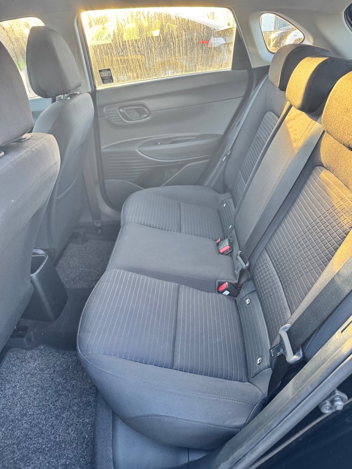 Hyundai i20 1,0 T-GDi Essential DCT 5d